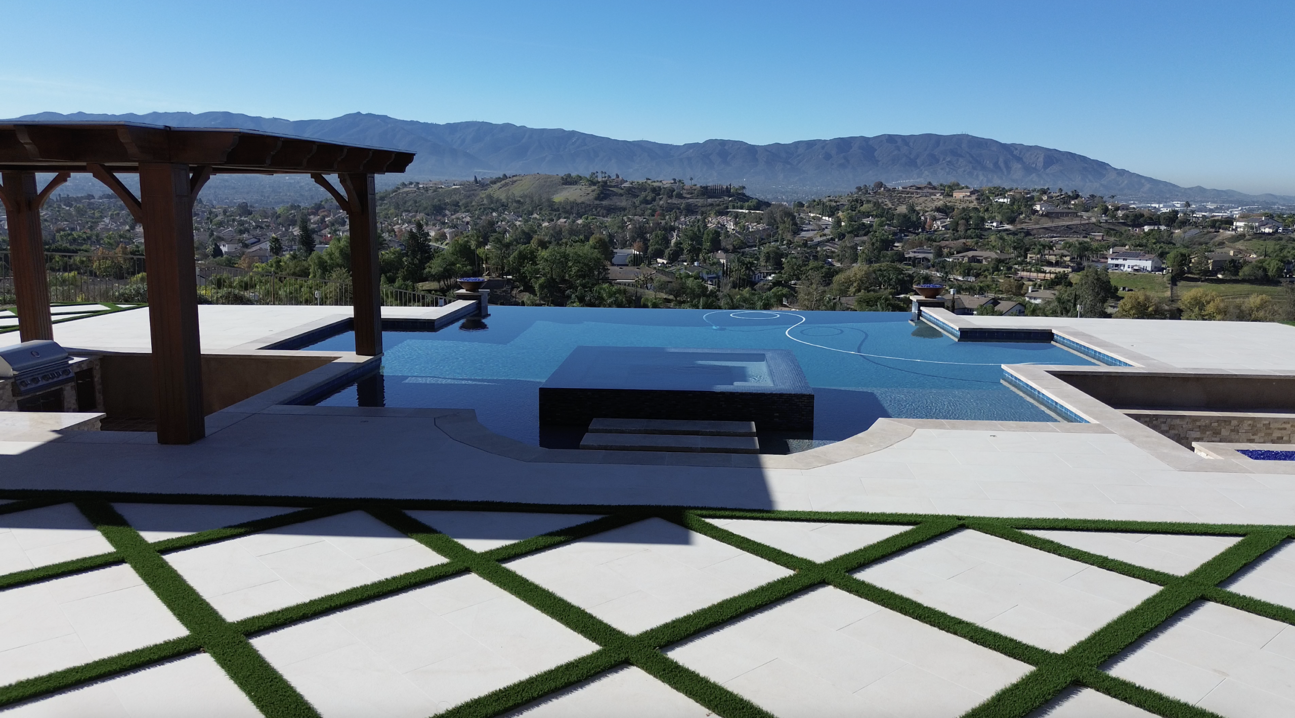 majestic pools